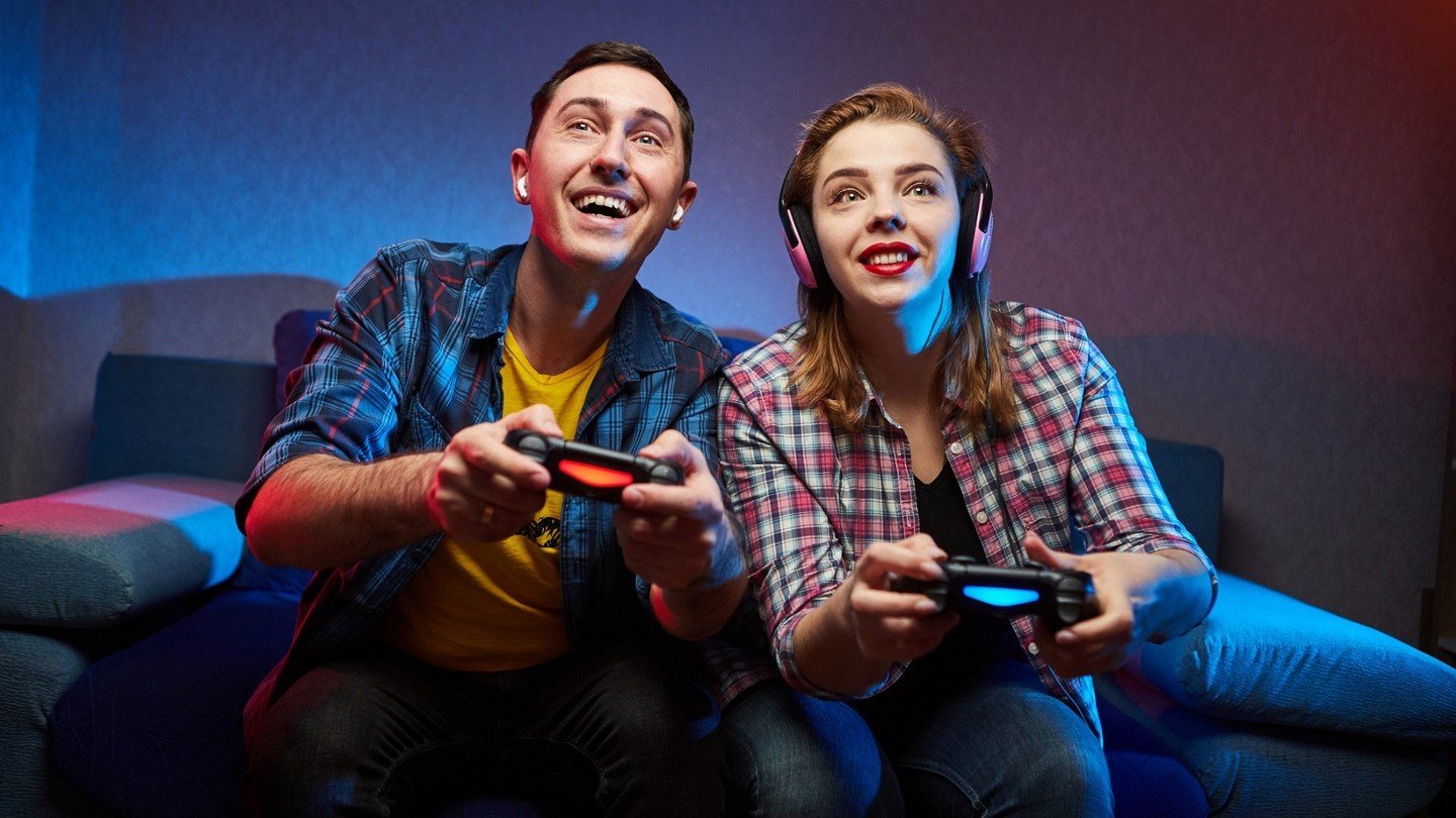 Подписчики PS Plus получили в 2021 году 40 игр  их суммарная стоимость 102 тысячи рублей