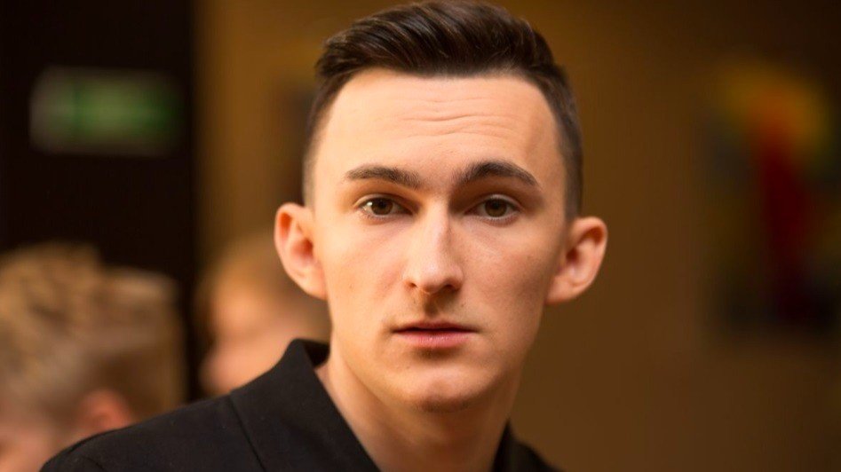 Лучший СНГоффлейнер прошлого остался без команды  NAVI по Dota 2 изменила состав