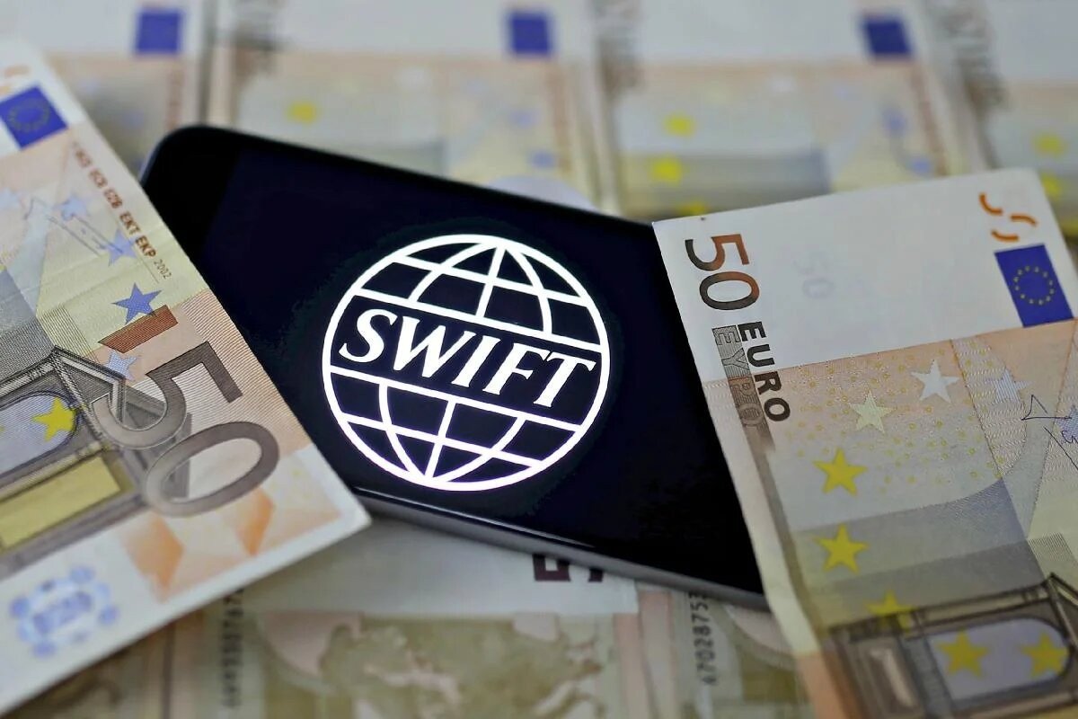 Российские банки будут отключены от SWIFT  что означает это решение