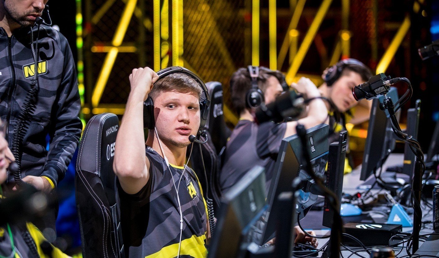 Противостояние двух равных соперников  прогноз на матч EPL между NAVI и FaZe