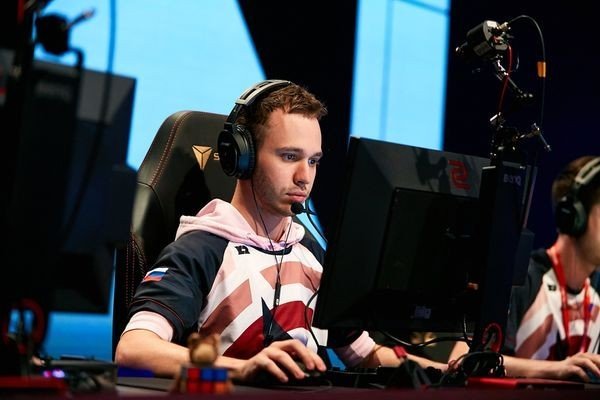 STYKO официально покинул mousesports и присоединился к NoChance