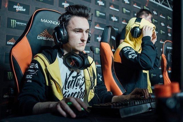 GeneRaL вернется в профессиональную Dota 2