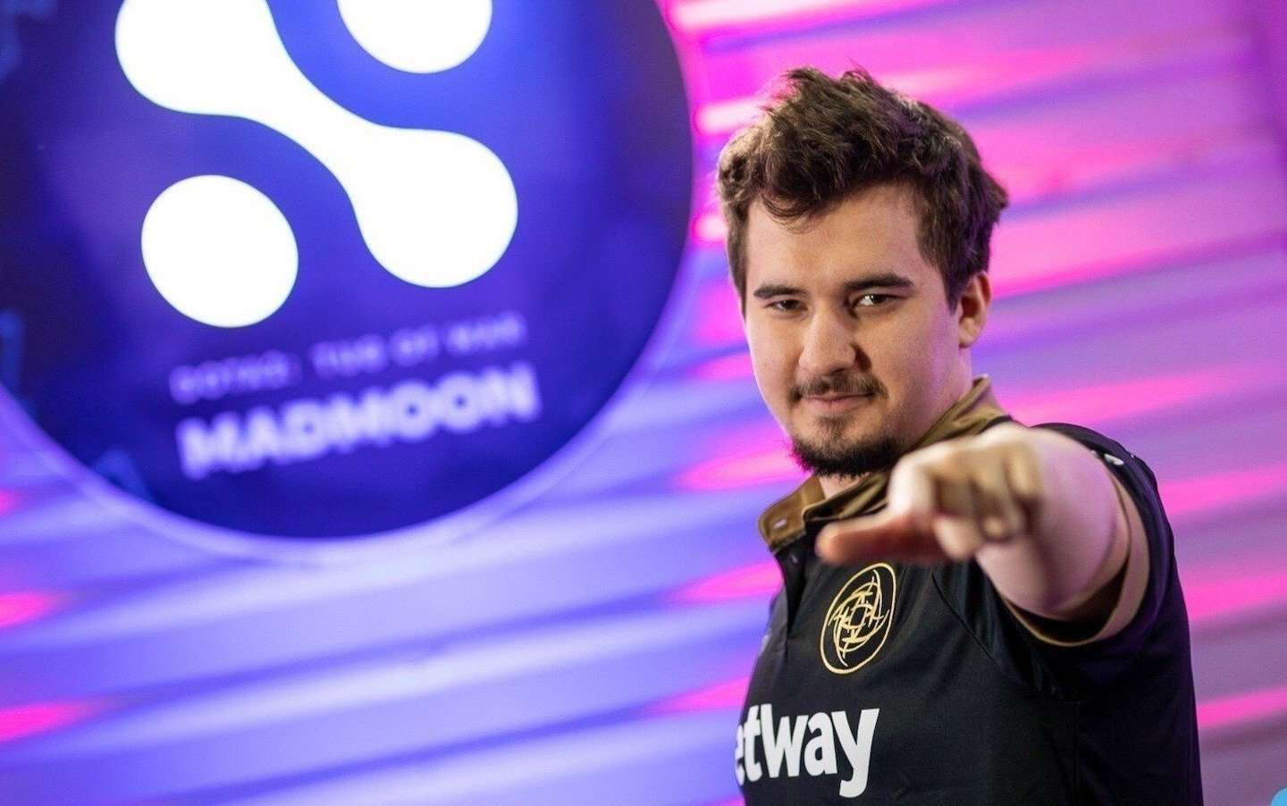 Легкие три очка для Дахака  прогноз на матч Mind Games vs BetBoom на Dota Pro Circuit
