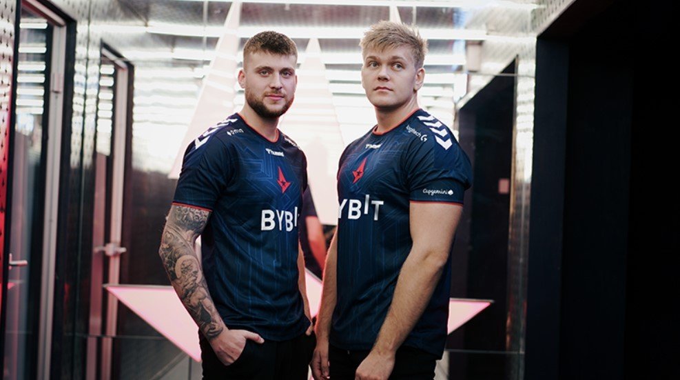 Класс зарешает  прогноз на матч Astralis и Complexity на Rootbet Cup 2022