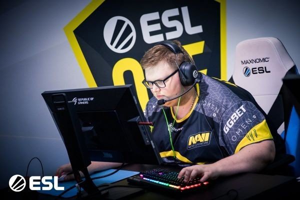 Natus Vincere предсказуемо оказались сильнее DreamEaters