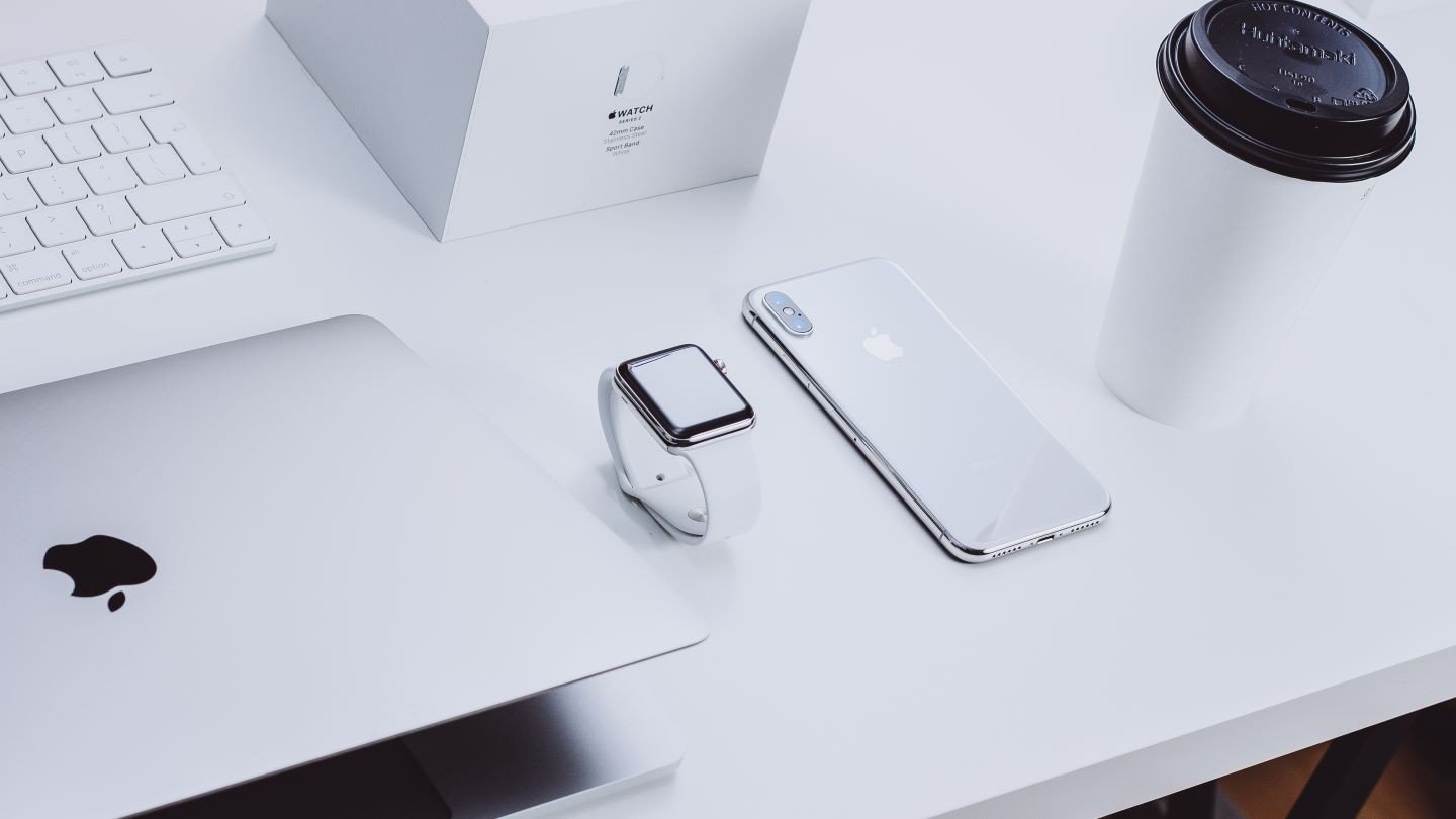 Для iPhone 14 Pro выпустят уникальный зарядник  он мощнее обычного