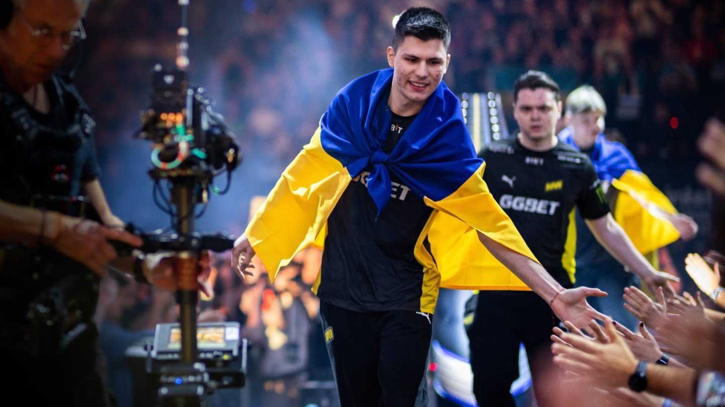 Три поражения подряд не помешали NAVI  команда вышла в плейофф ESL Pro League 16