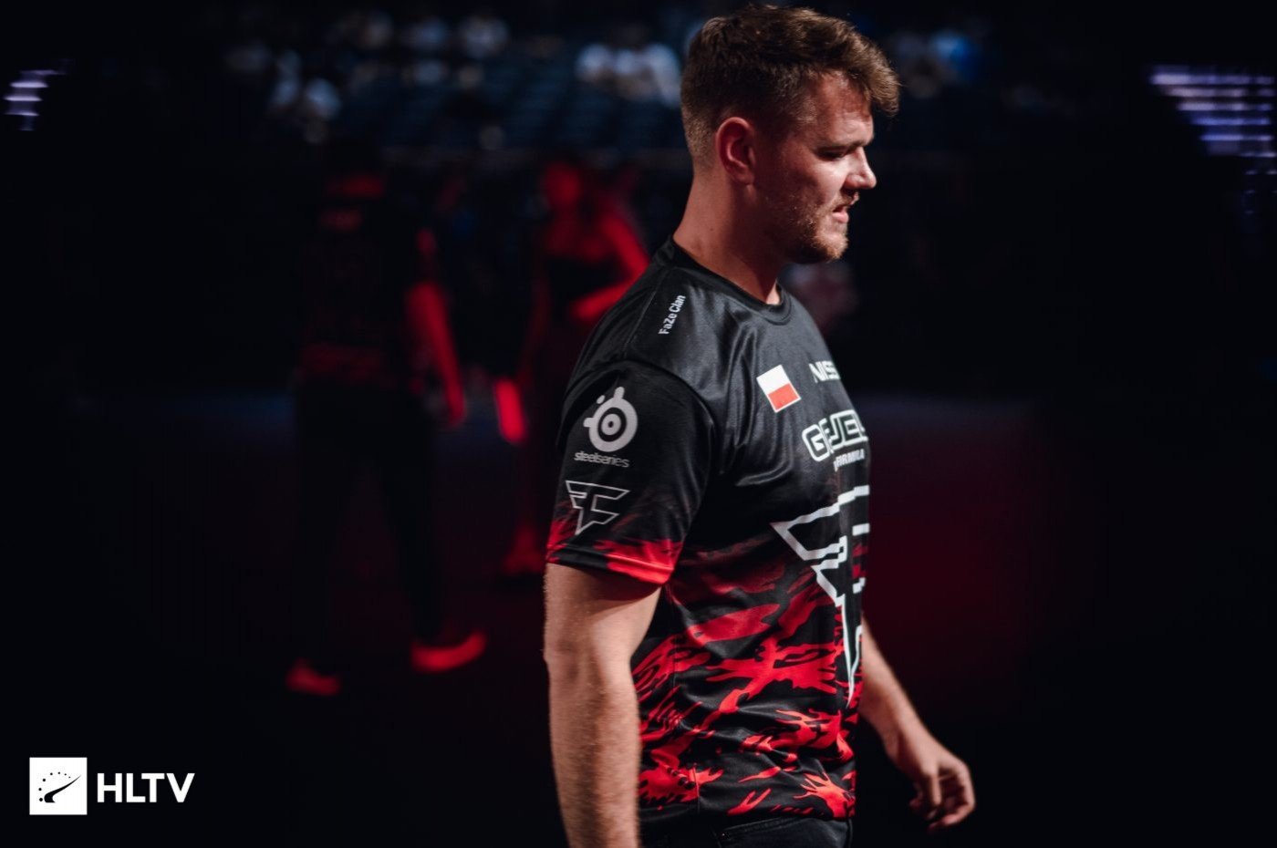 NEO покинул состав FaZe Clan по CSGO