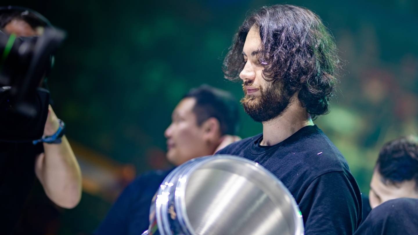 OG поздравила Virtuspro с победой на IEM Rio Major 2022  потом пришлось извиняться