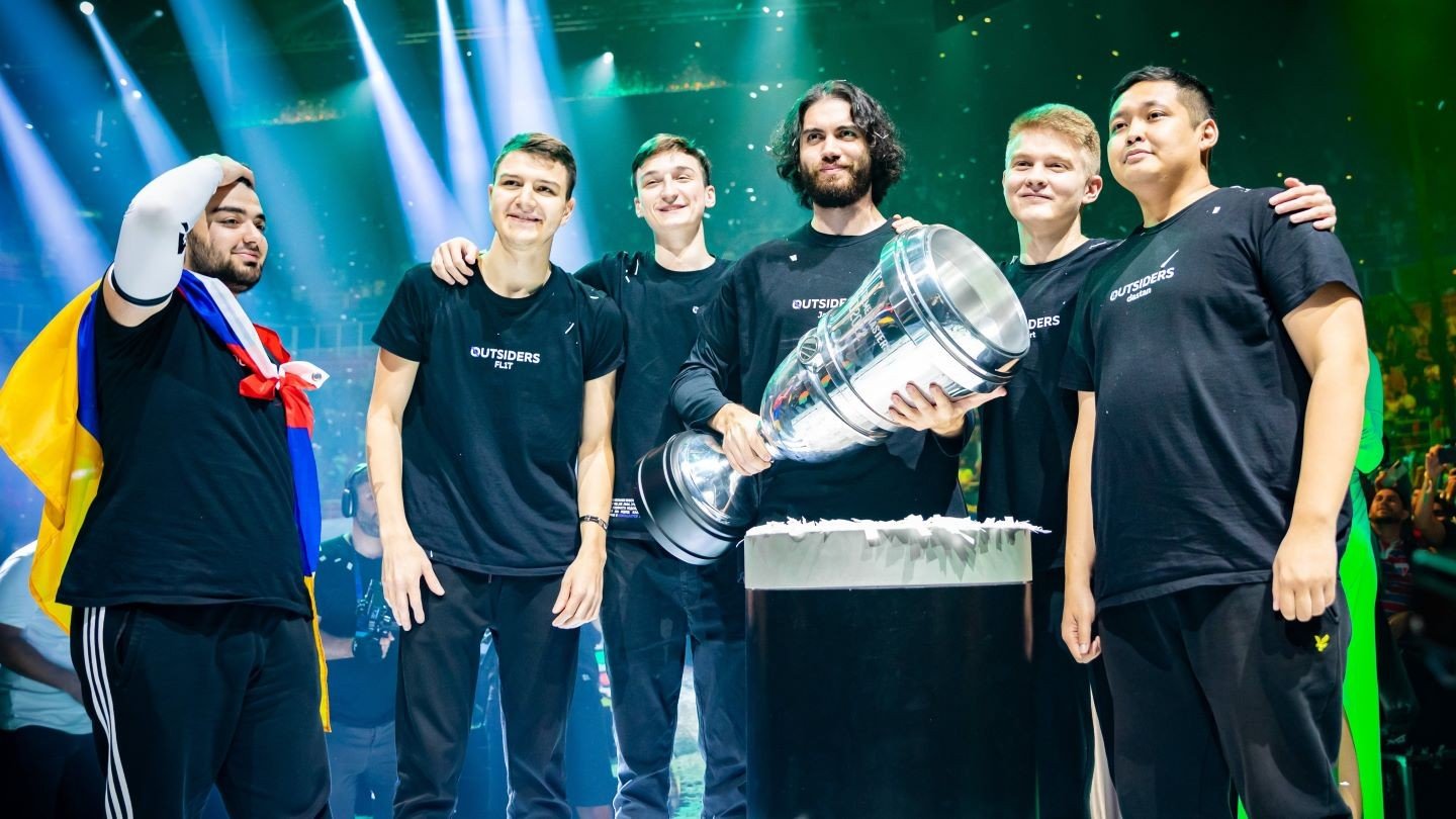 Valve составила рейтинг команд в CSGO В топ5 Европы вошли Virtuspro и NAVI