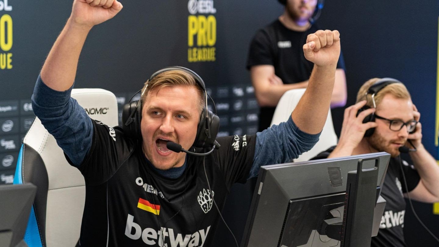 Прогноз на матч BIG против Complexity на IEM Katowice 2023
