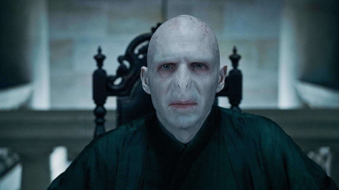 В Hogwarts Legacy добавили ВоландеМорта  ему можно отрастить волосы