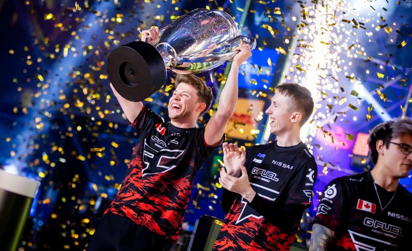 Прогноз на матч Cloud9 против FaZe Clan на ESL Pro League Season 17