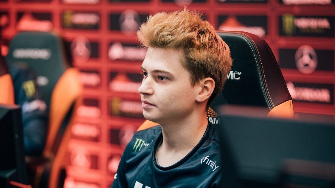 Прогноз на матч NAVI против Hellraisers на DPC EEU T2D1 2023