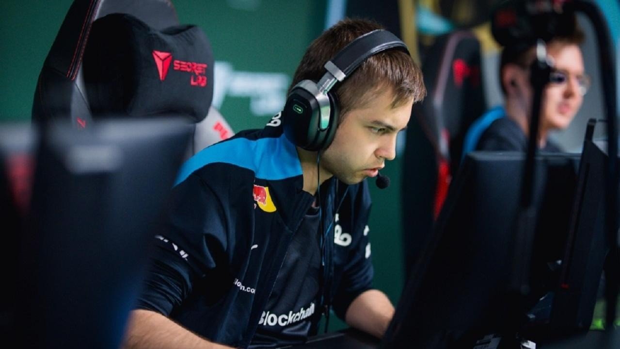Прогноз на матч Cloud9 против 9INE на Brazy Party 2023