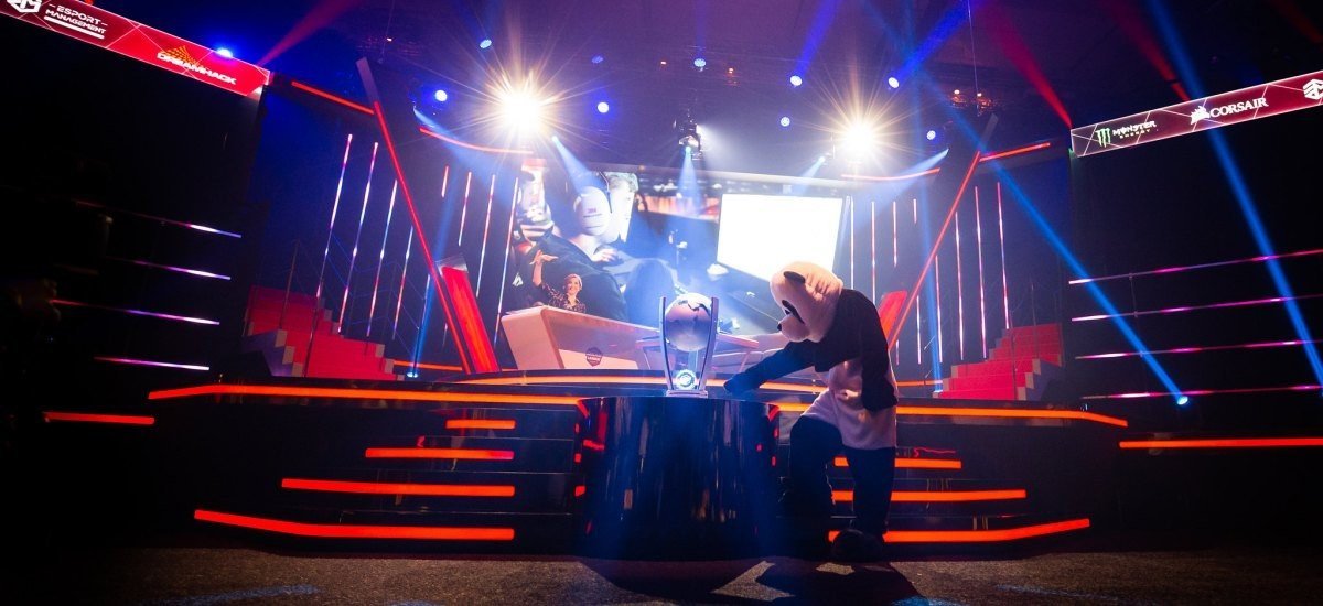 FlyToMoon сыграет с JStorm и Alliance на DreamLeague Season 12
