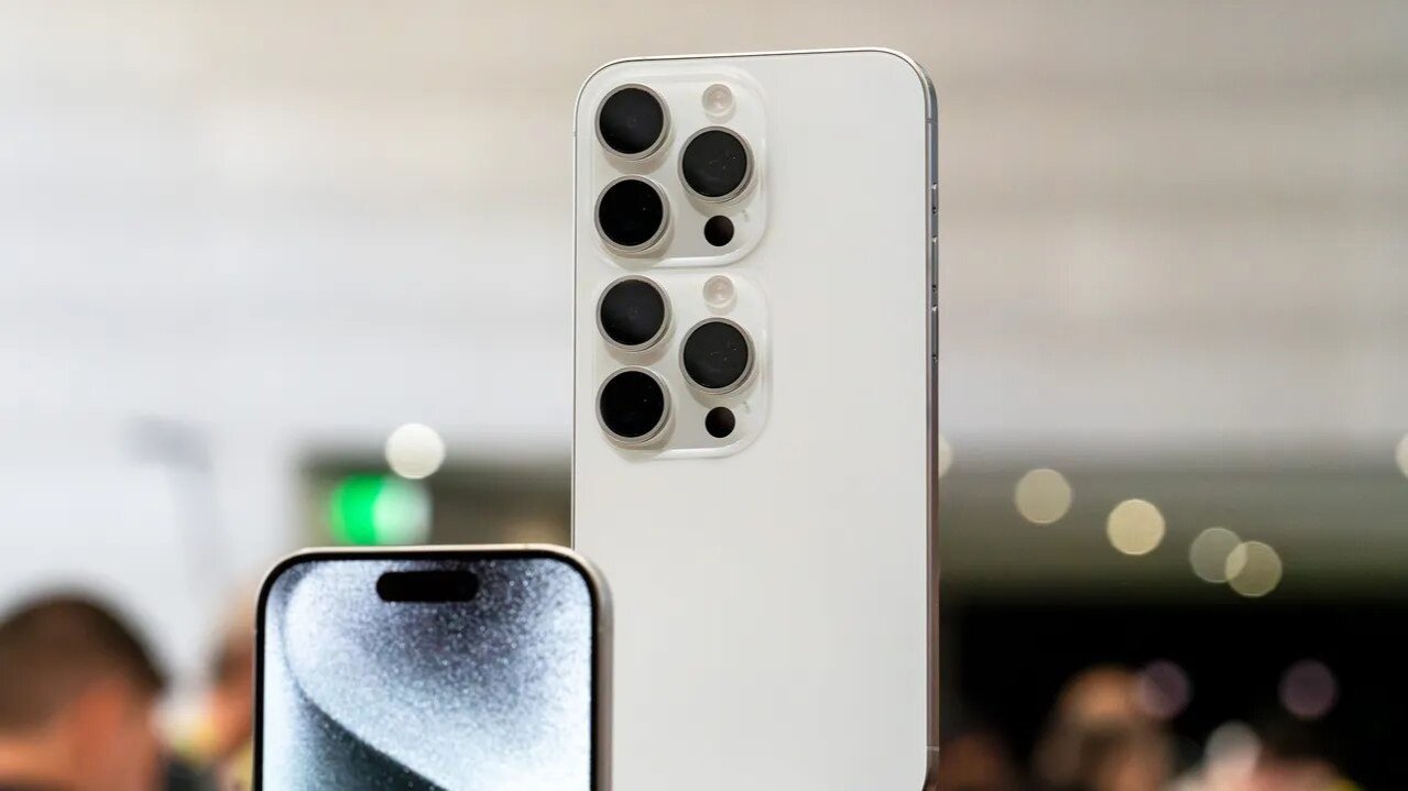 В iPhone 16 Ultra собираются сделать 6 камер