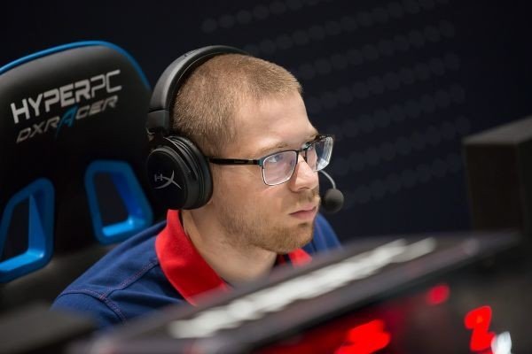 Update Ракетный гамбит  Winstrike представили замены Daxak и Mellojul на Parimatch League