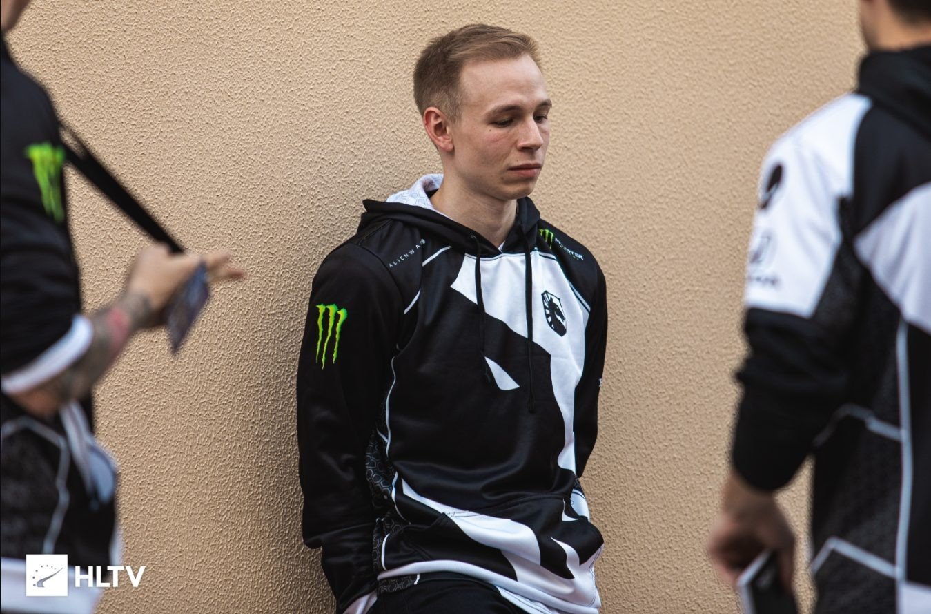 Redditбурлит проклятие Team Liquid и имбовые прострелы