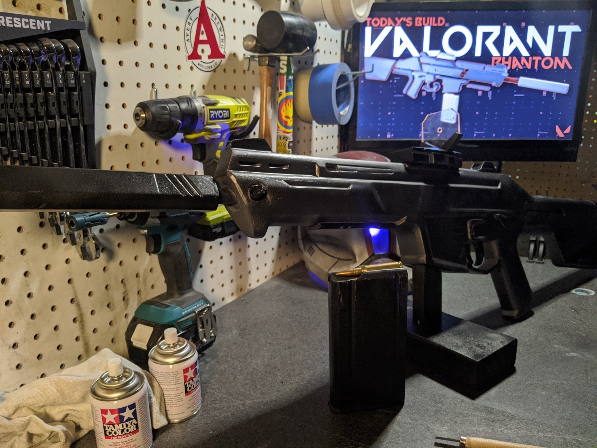Парень сделал на 3D принтере оружие из Valorant понадобилось 70 долларов и 60 часов