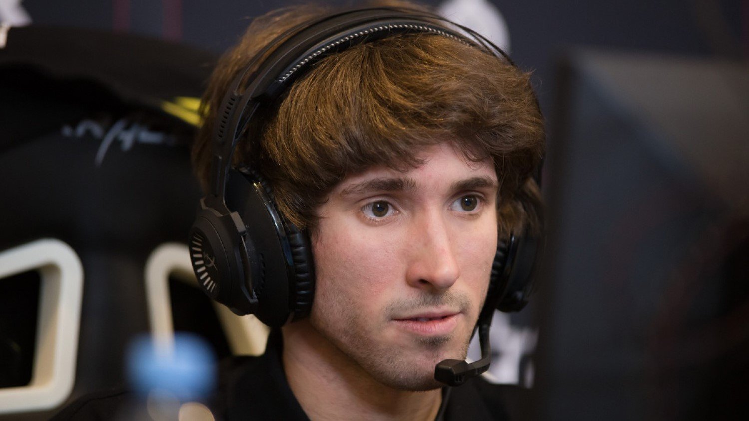B8 в шаге от BEYOND EPIC  команда Dendi сыграет с EmpireHope за слот в основной этап турнира