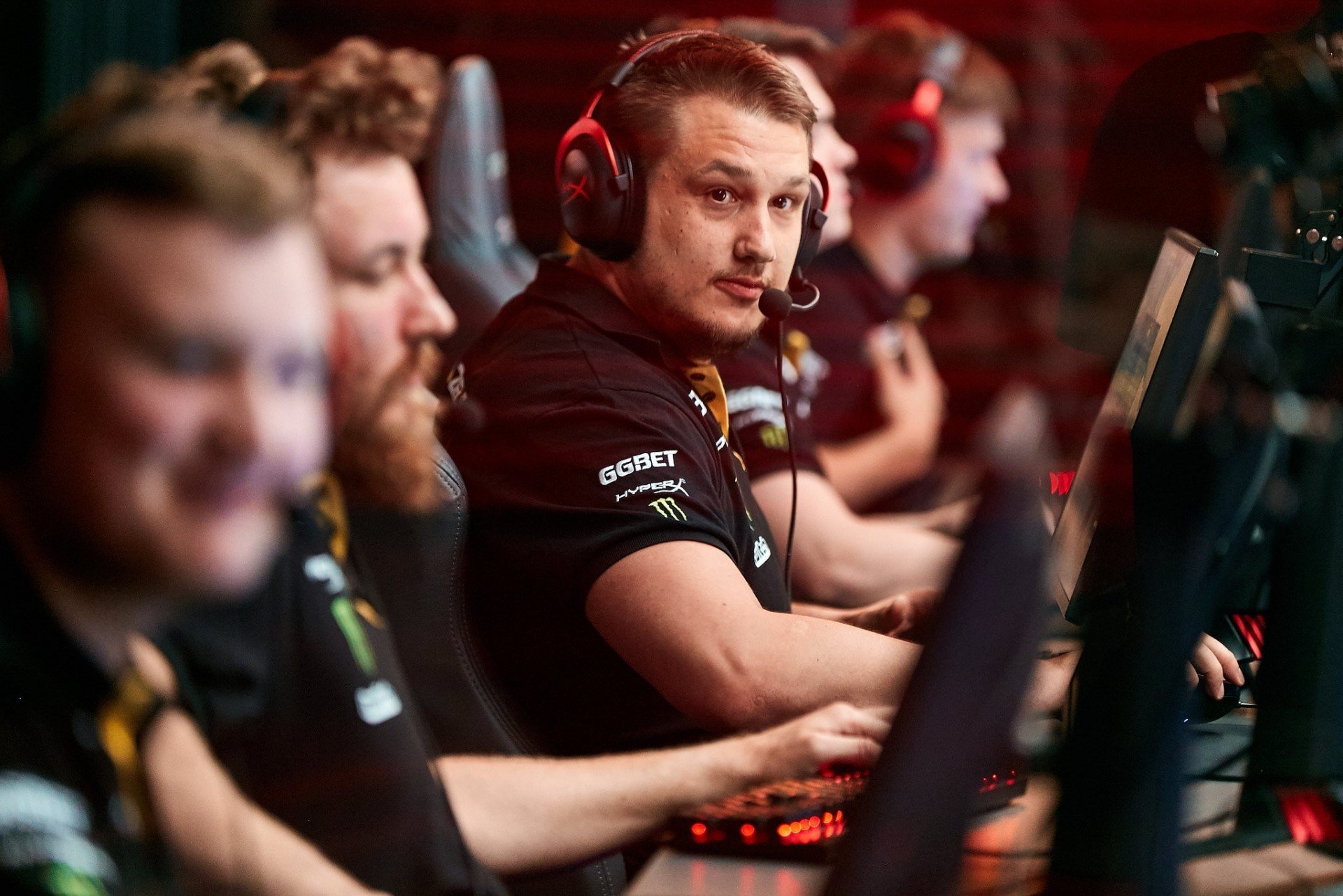 Twitch разблокировал канал Даниила Zues Тесленко