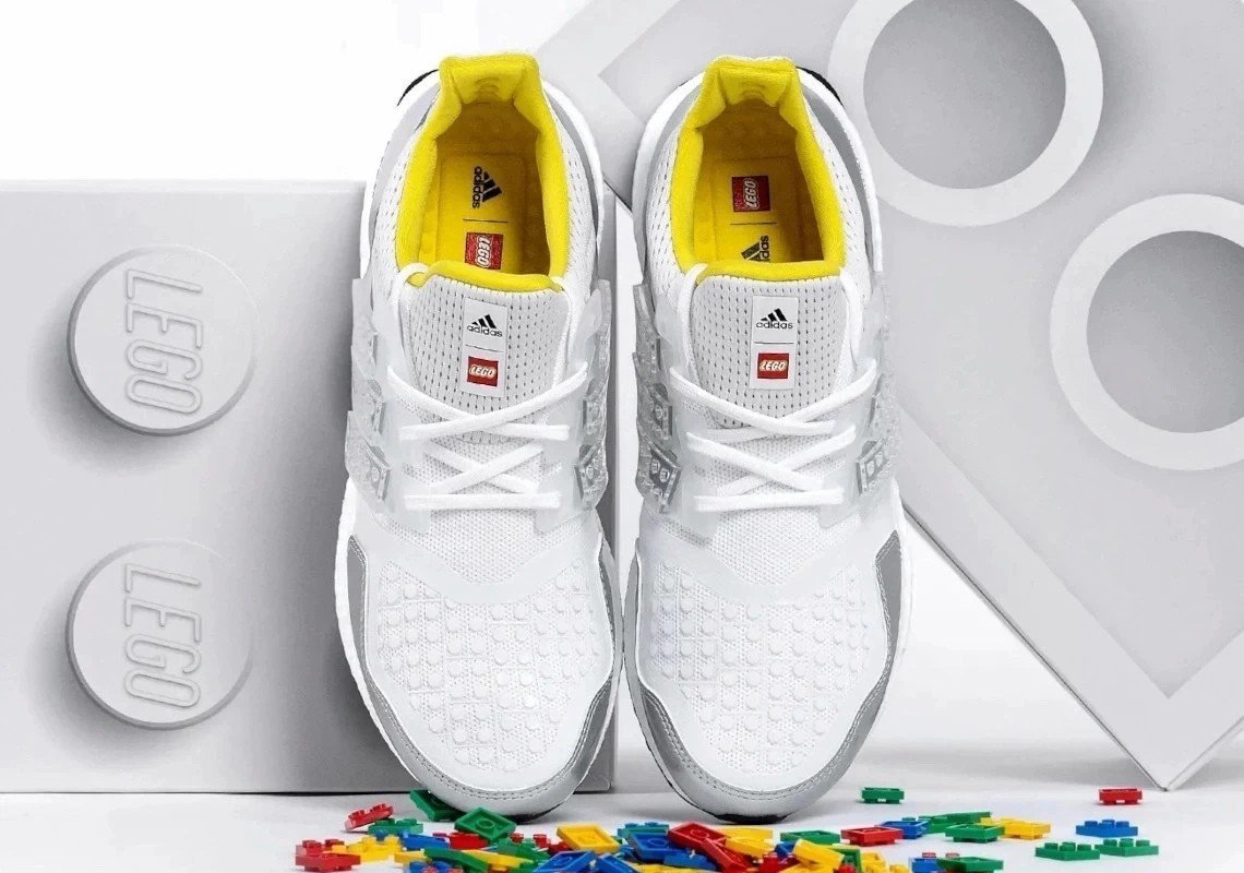 Adidas выпустила кроссовки в коллаборации с LEGO