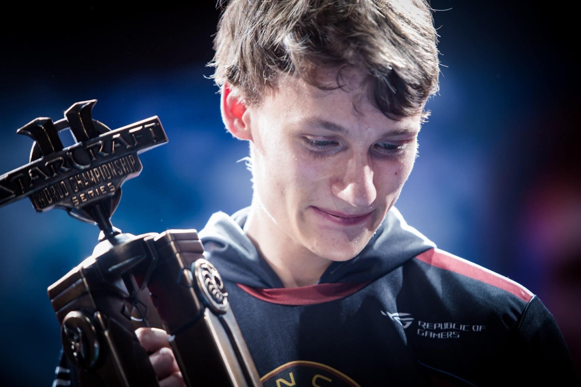 Игроки starcraft 2. Serral sc2 игрок. Serral старкрафт 2 игрок. Йоона Сотала. Serral sc2 портрет.