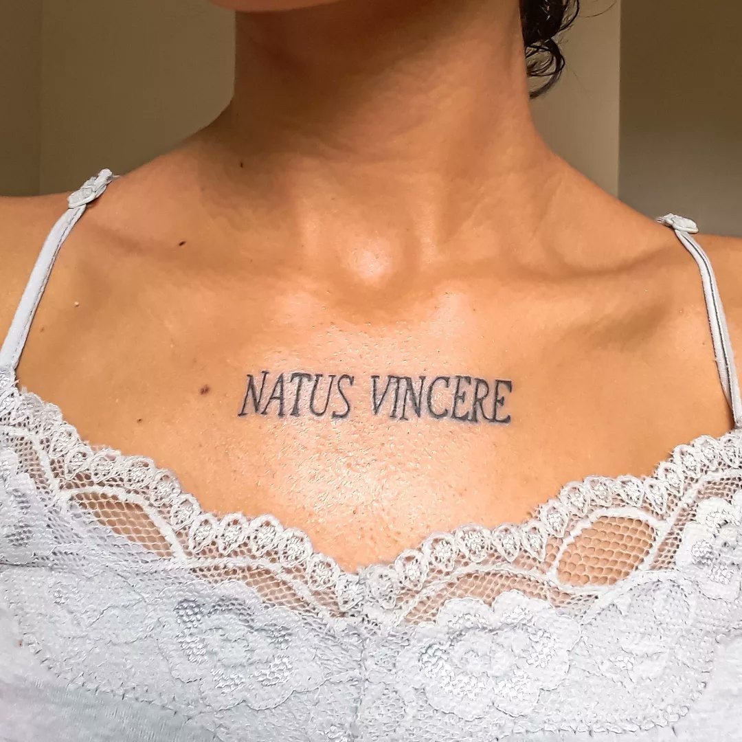 Фанатка NAVI набила тематическое тату на груди и не собирается останавливаться