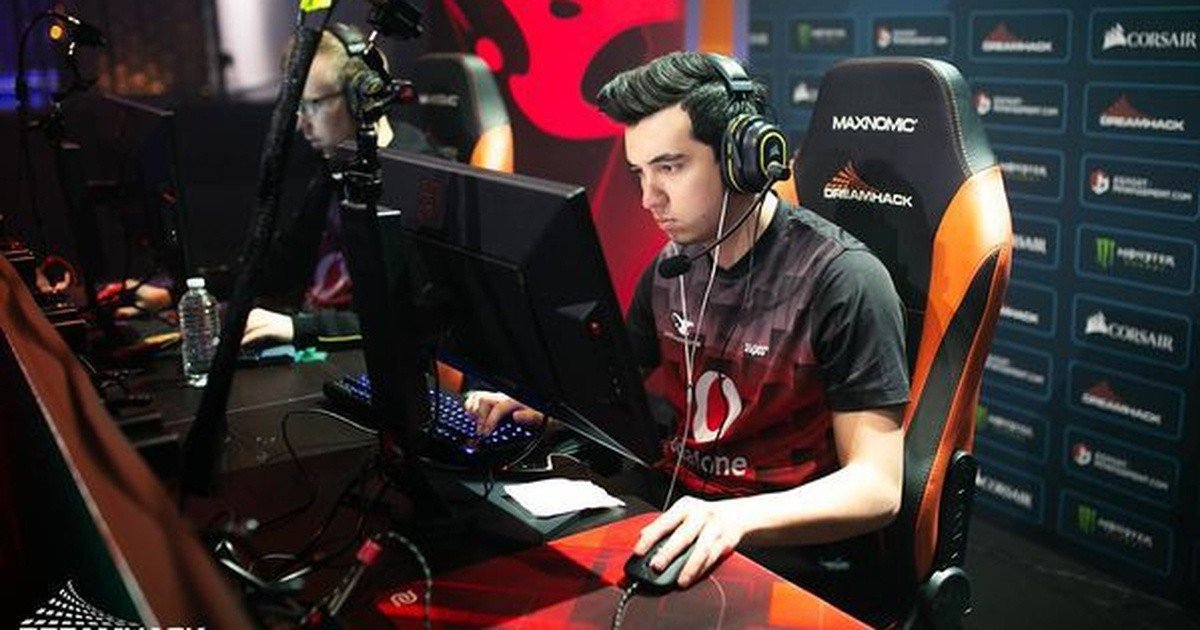 Mousesports кикнули woxic из основного состава