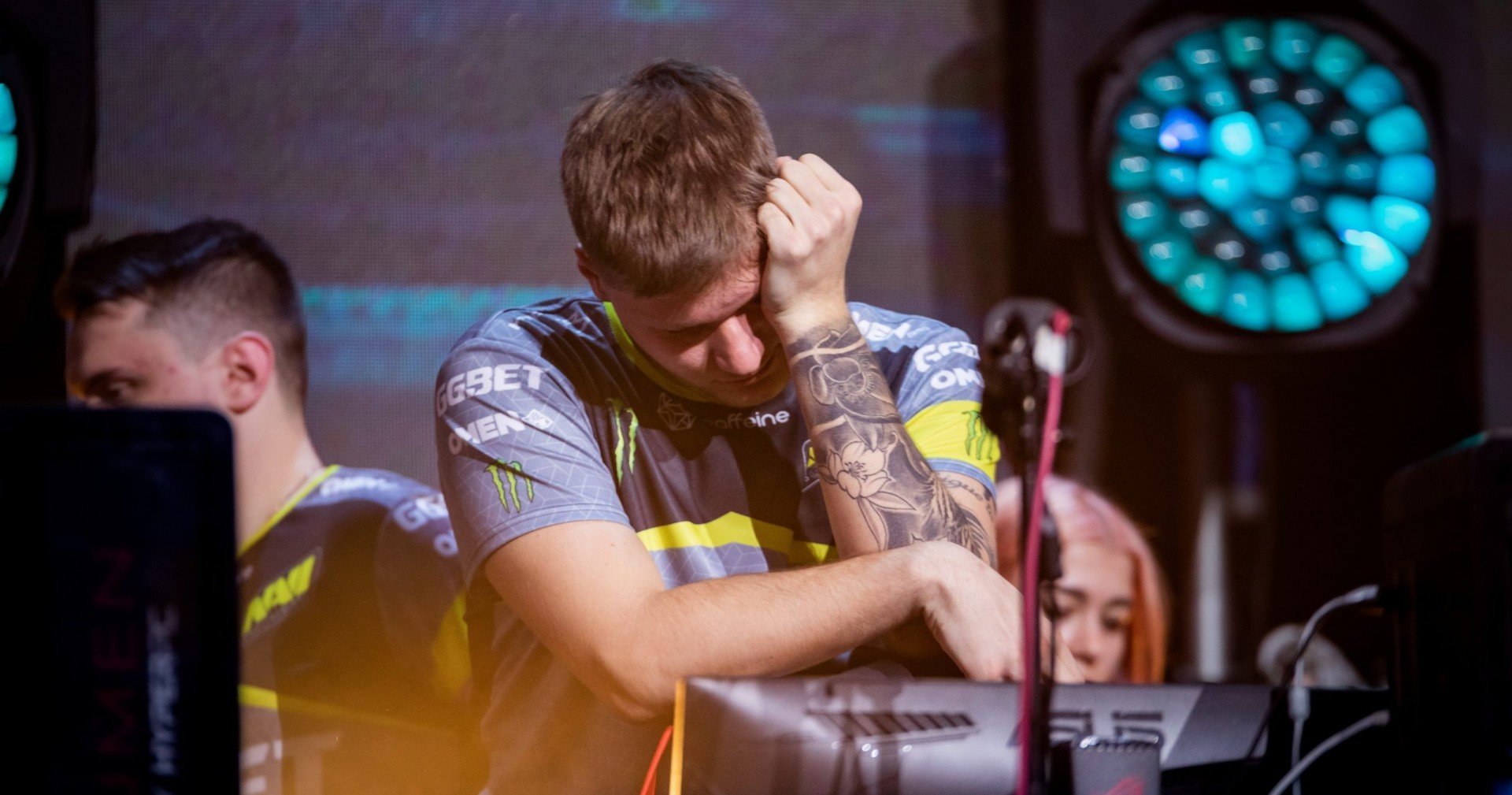NAVI вылетели с ESL One Cologne проиграв NiP