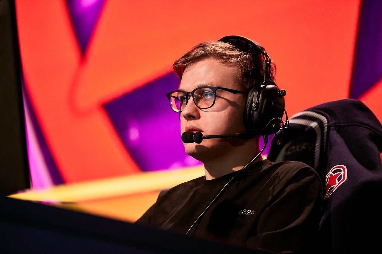 Fn ушёл из VPProdigy  ждём трансфер в Natus Vincere