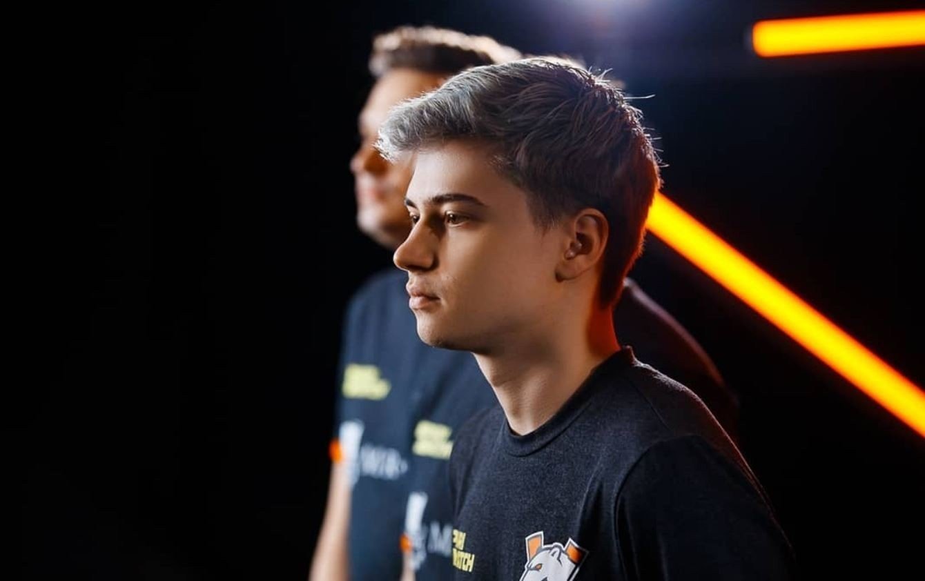 Solo RAMZEs и NoOne сыграют против YeS за выход в Epic League Division 1