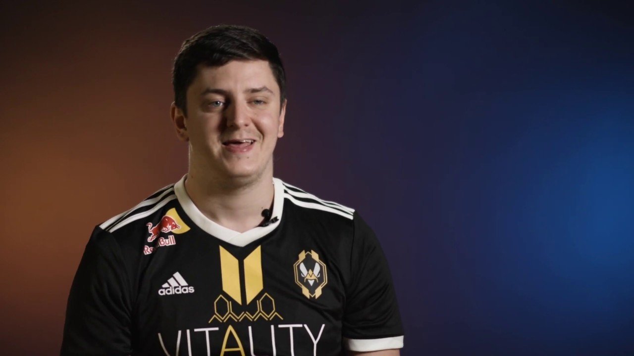 ApeX об эйсе ZywOo против NAVI Это один из лучших моментов который я видел за всю карьеру