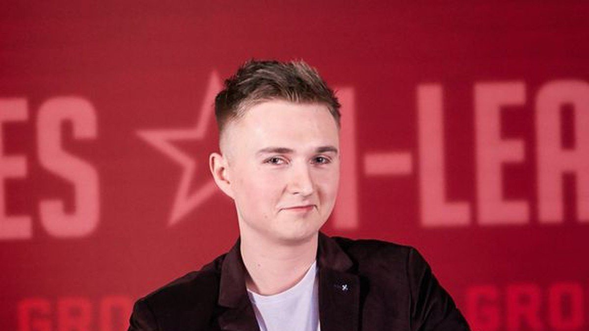 petr1k Шестой игрок станет новым трендом в матчах формата bo5 это имба