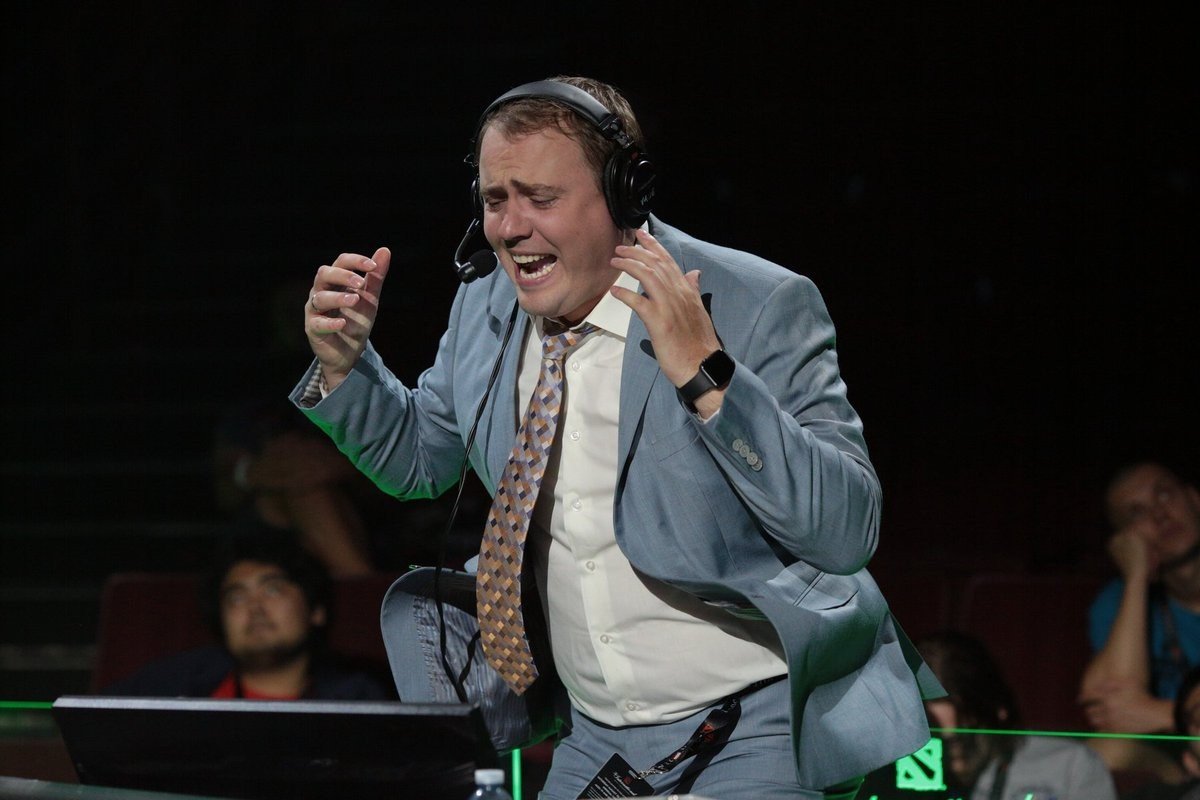 V1lat об операции Broken Fang Мод Retake  это лучшее что придумали Valve за свою историю