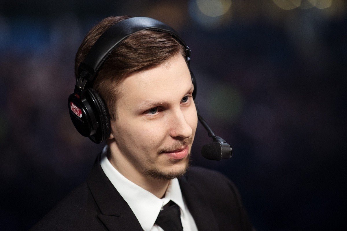 4ce сравнил команду Virtuspro с железным прутом