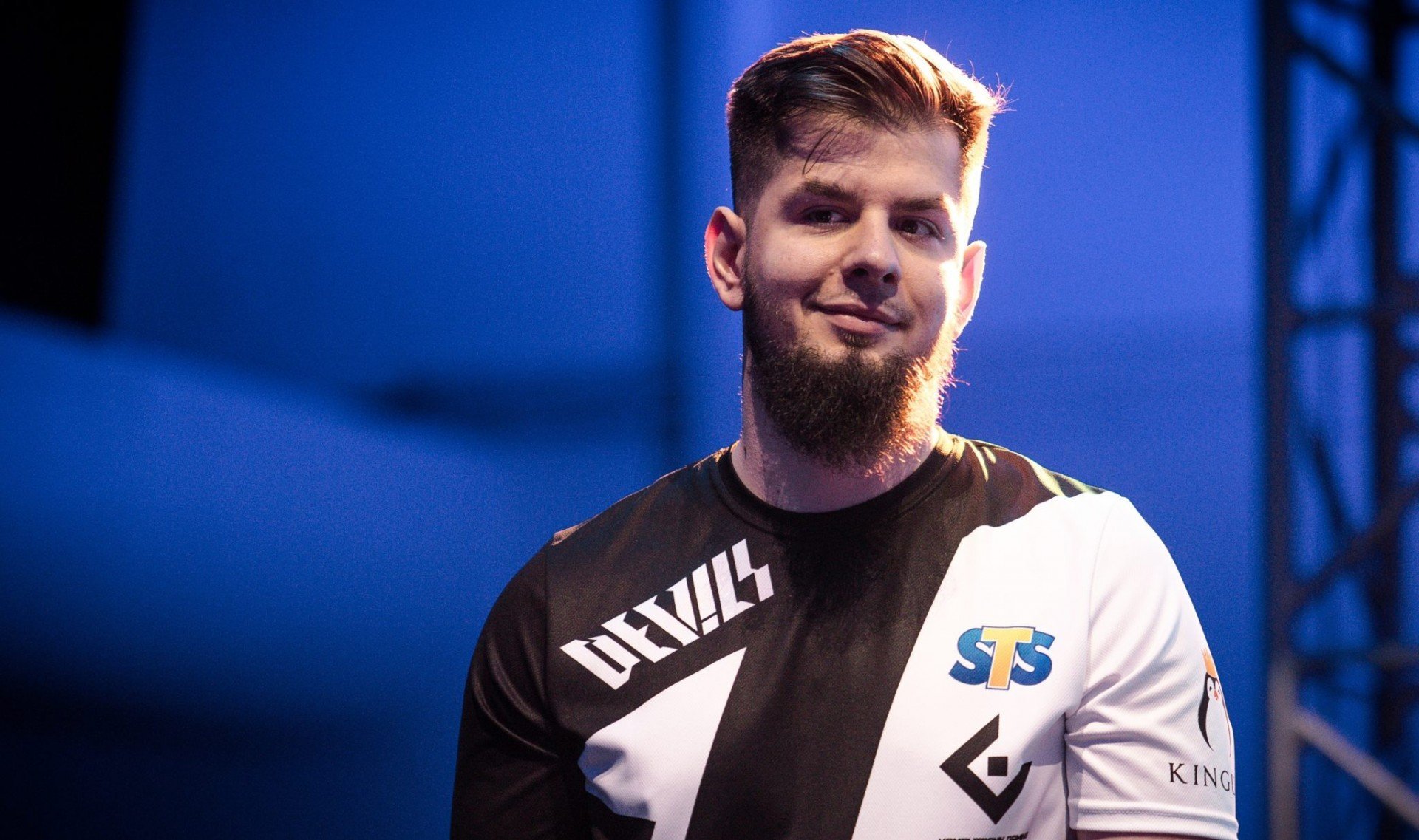 rallen стал последний игроком AGO Esports