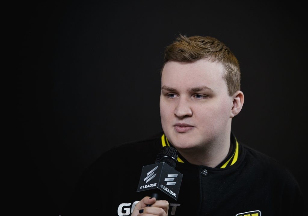 Бывший проигрок Pimp flamie считали читером
