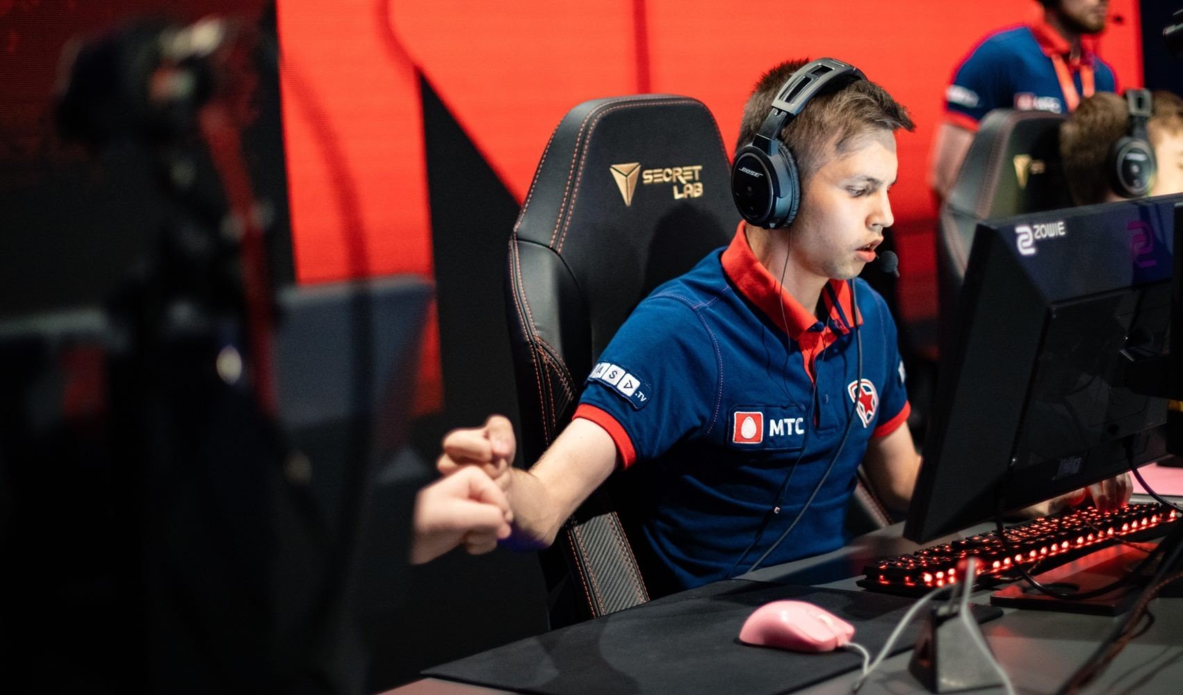 Gambit выиграла у GODSENT на их пике