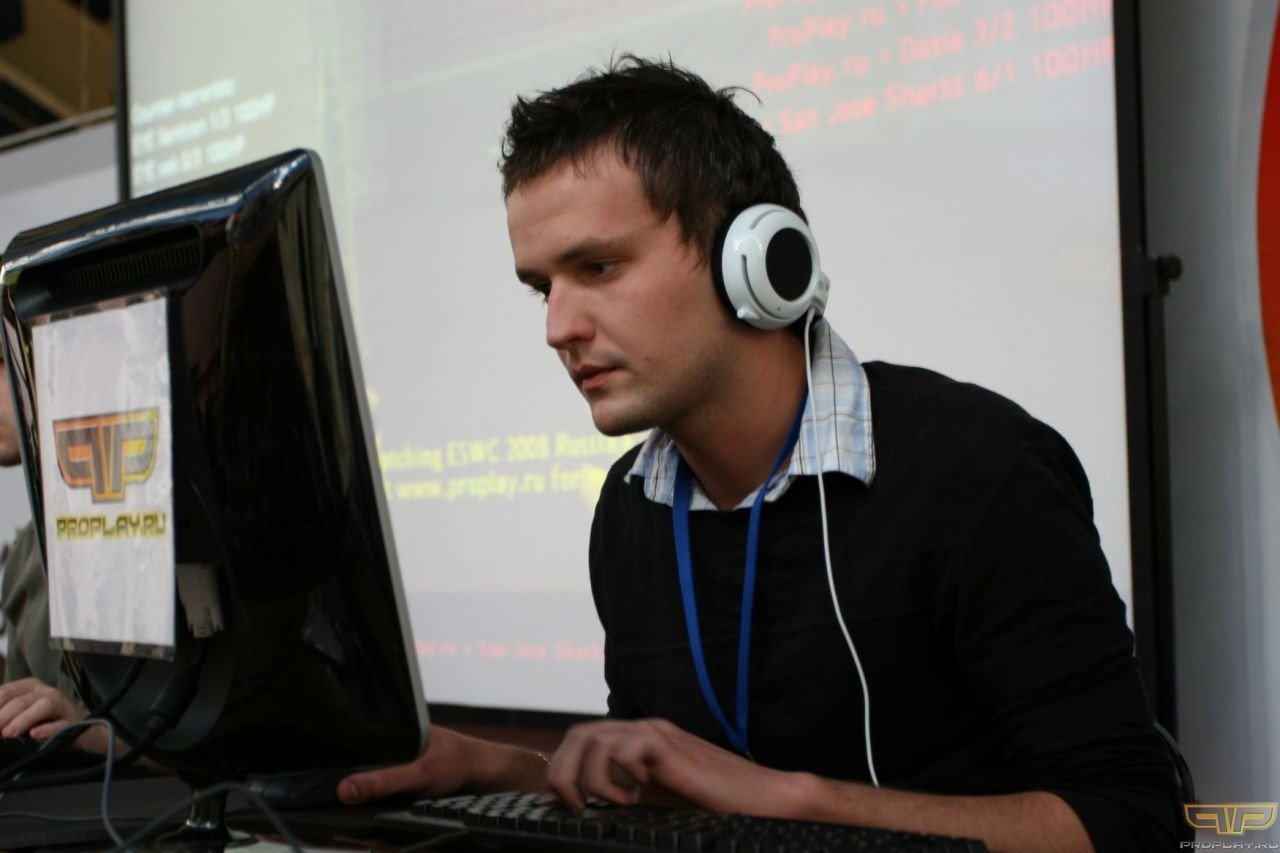 Flatra Я был тренером Virtuspro но не знаю помог ли им
