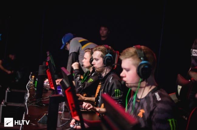 Fnatic и MIBR получили инвайты на WESG 2018