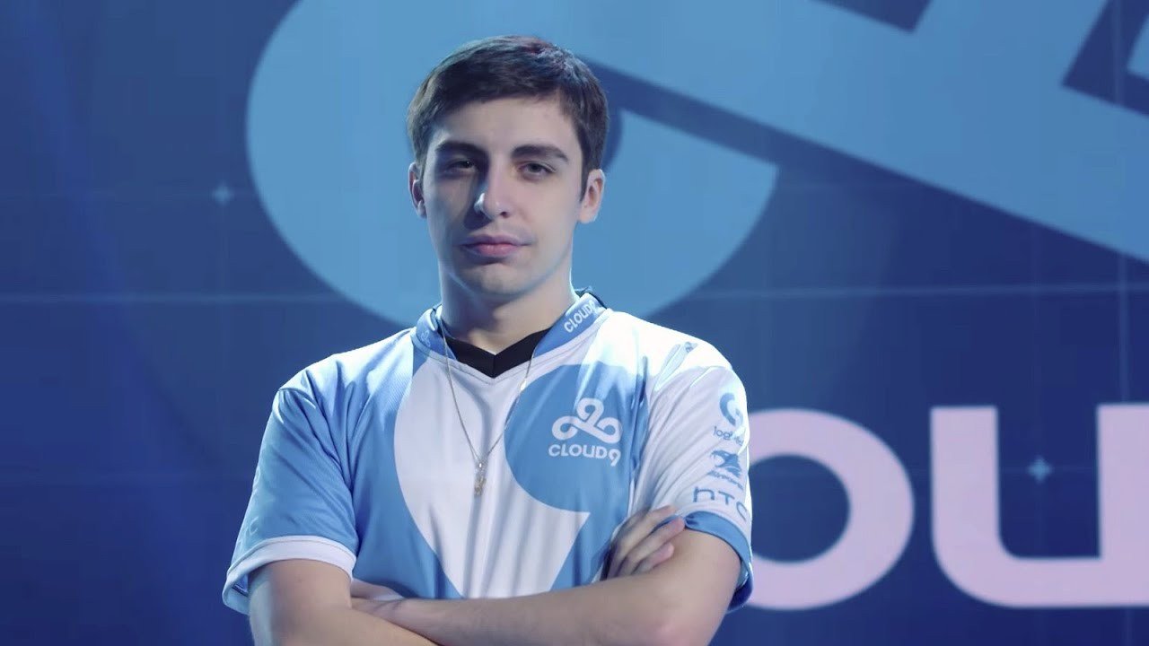 Shroud Breeze одна из самых командных карт в Valorant