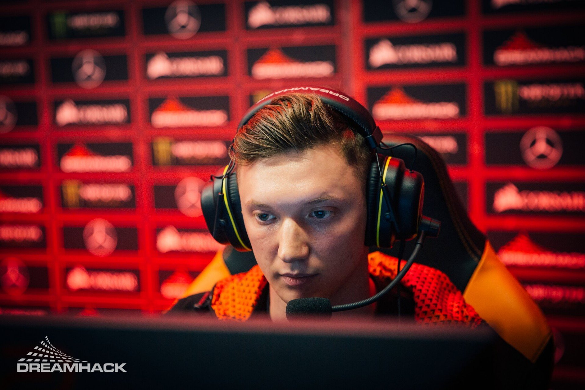HellRaisers одержала четвертую победу на Pinnacle Cup по Dota 2