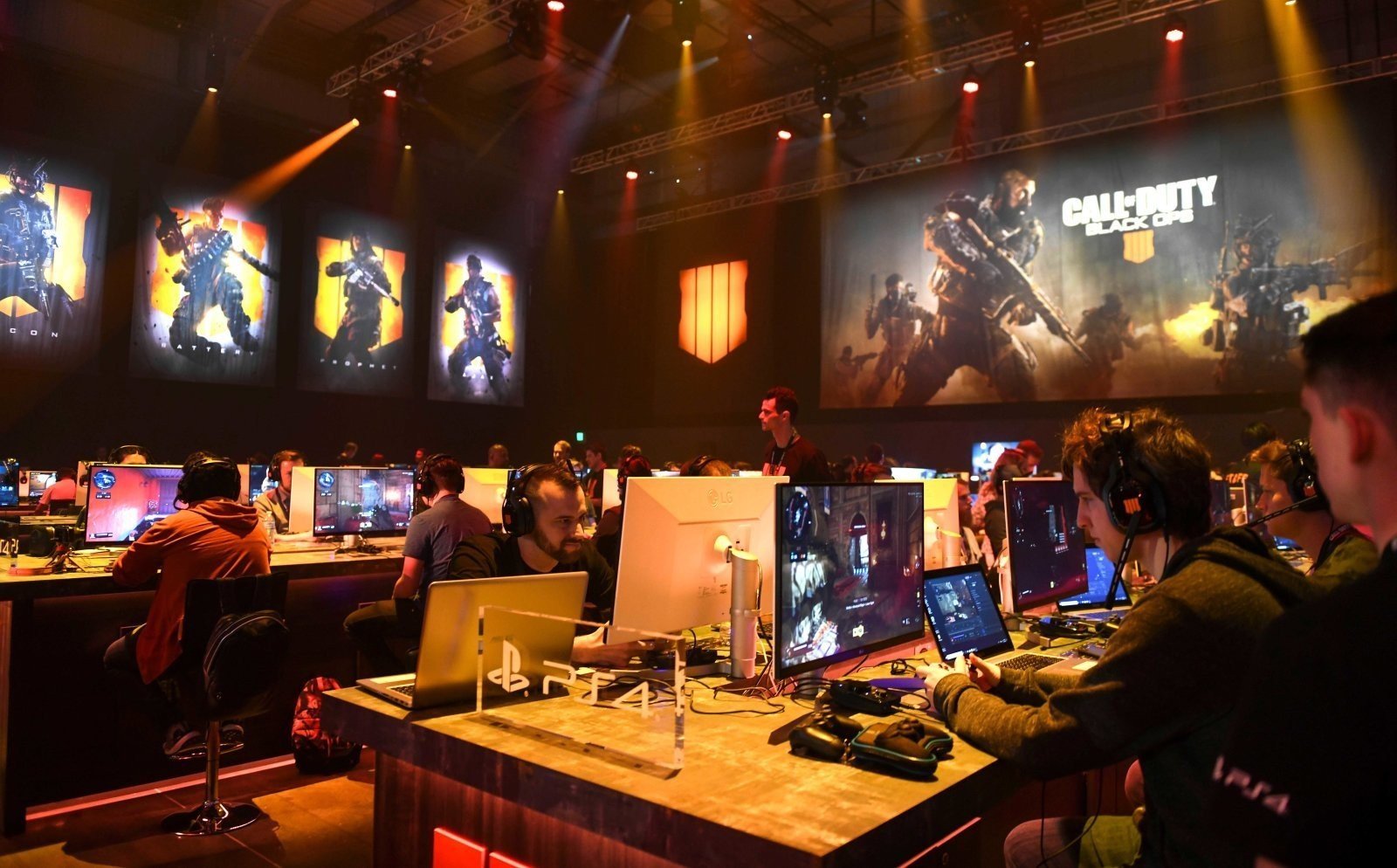 Лига по Call Of Duty от Blizzard и слоты по 25 миллионов долларов