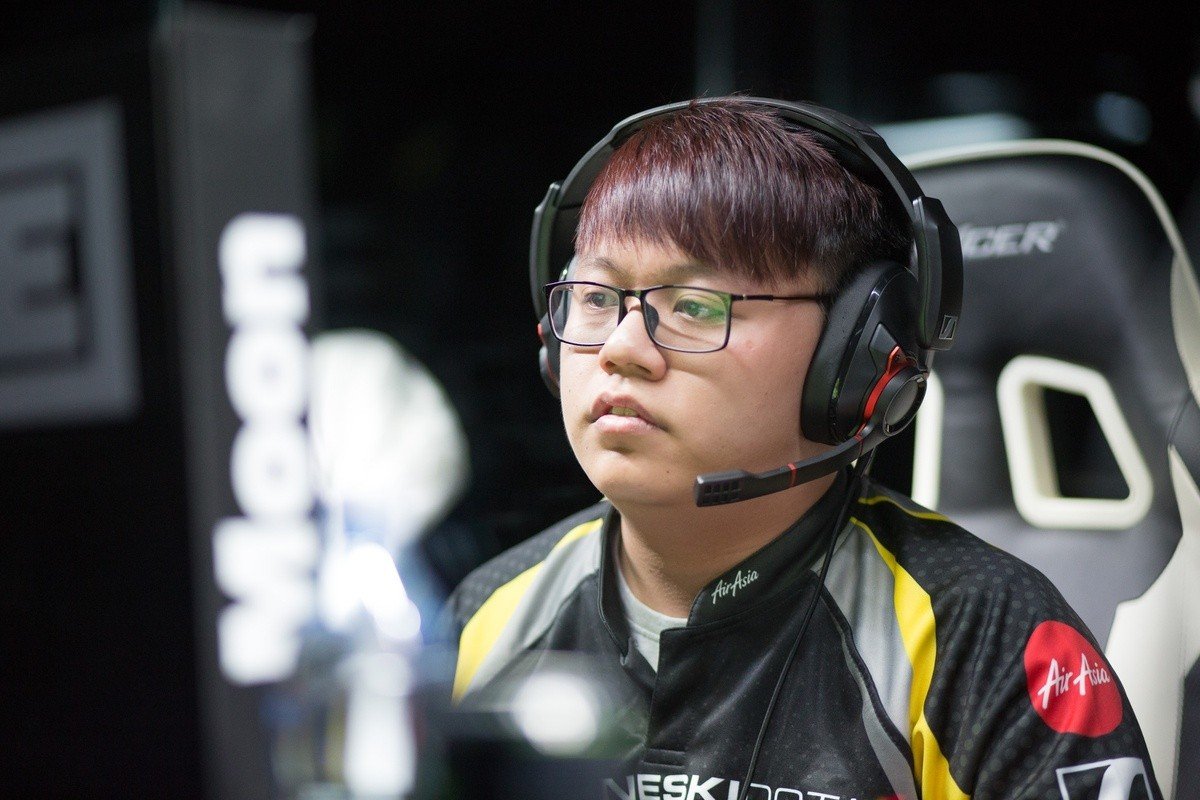 Moon покинул основной состав Fnatic по Dota 2
