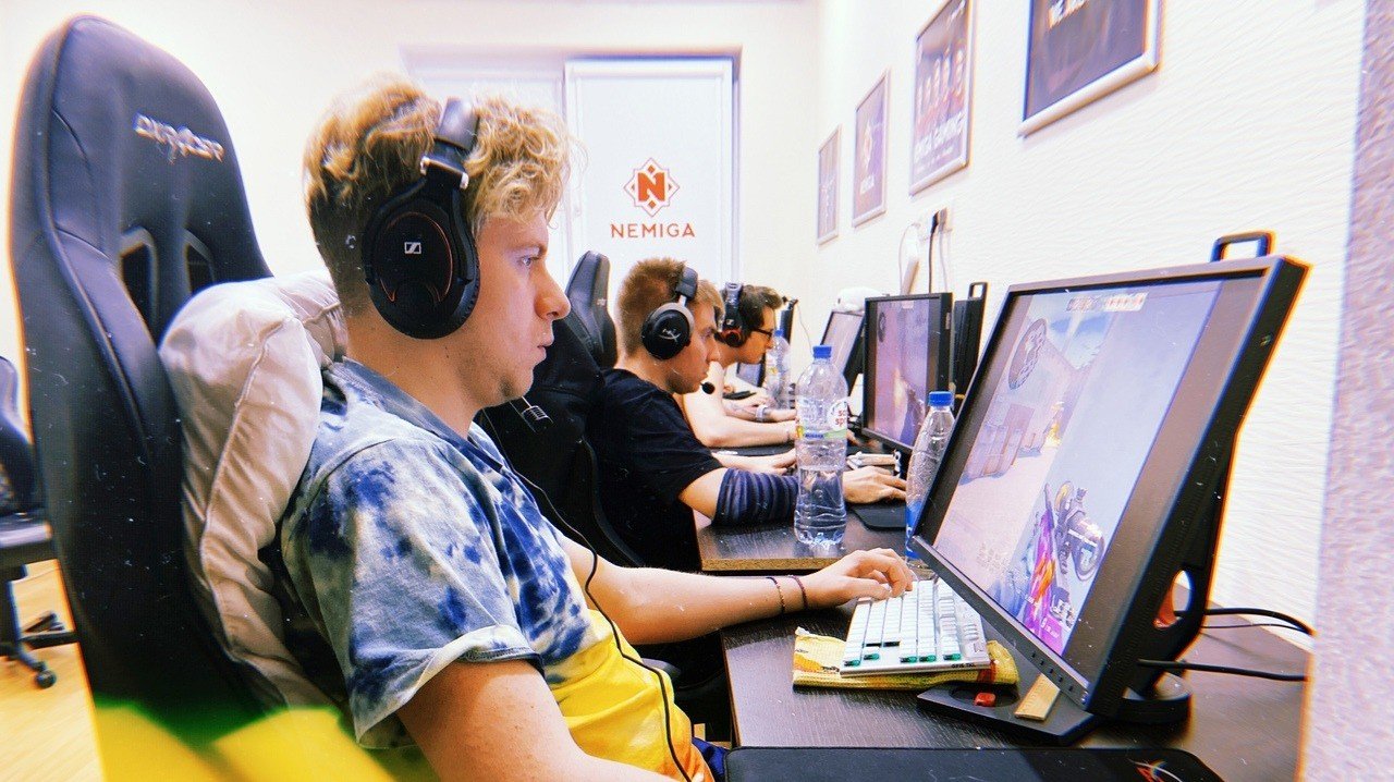 Nemiga по CSGO прошла в основную стадию StarLadder CIS RMR 2021