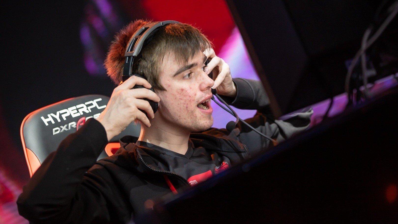 Miposhka В матче против Hellraisers появилась неуверенно в себе