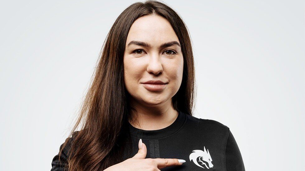 Менеджер тим спирит дота 2. Менеджер тим спирит. Korb3n dota 2. Ларл дота 2. Корбен тим спирит.