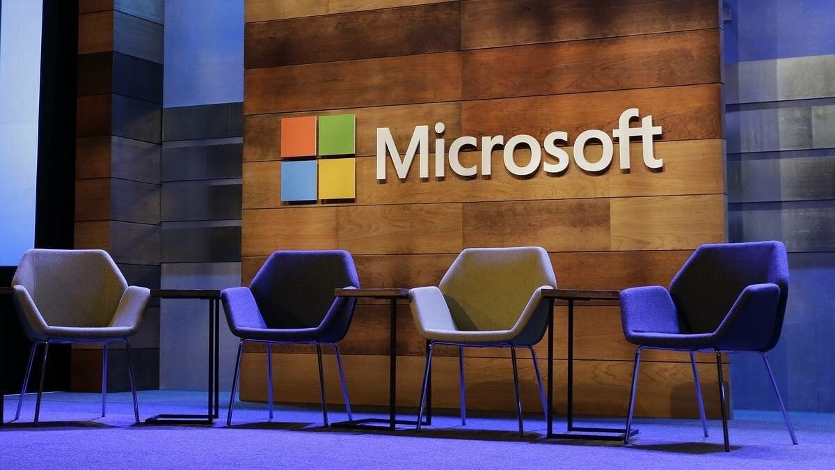 Microsoft выплатила сотрудникам 15 тысячи долларов за работу во время пандемии